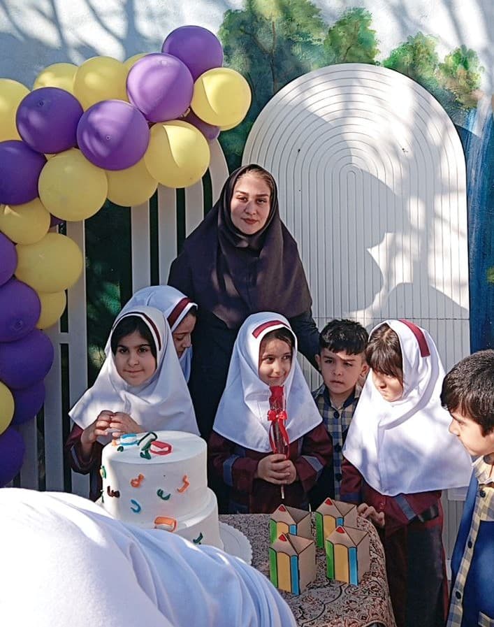 دبستان دخترانه غیر انتفاعی طلوع مهر